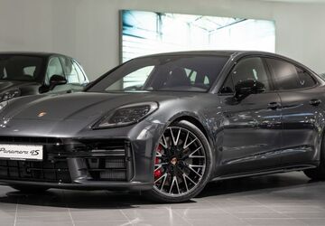 Porsche Panamera 3.900 km 185.480 &euro; Böblingen 71034