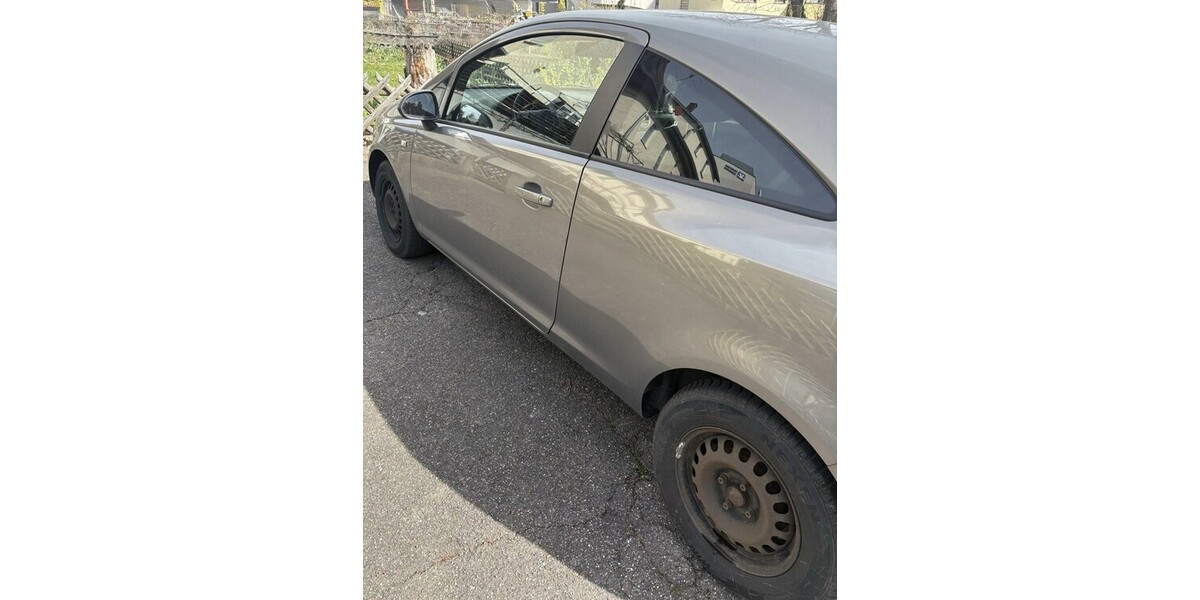 Opel Corsa D 176.653 km 1.500 &euro; Weil der Stadt 71263