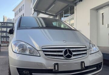 Mercedes-Benz A 160 177.412 km 3.500 &euro; Stuttgart 70174