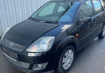 Ford Fiesta 86.000 km 2.990 &euro; Böblingen 71034